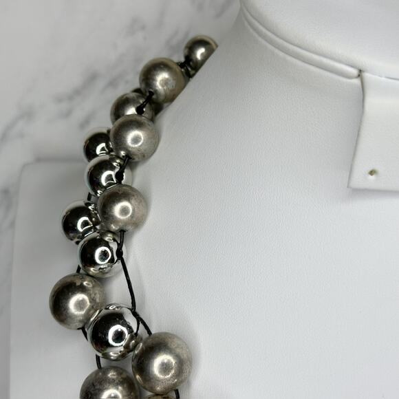 Chico's Chunky Beaded Statement Necklace Silver Tone Mixed Metals ✨ - Picture 6 of 9